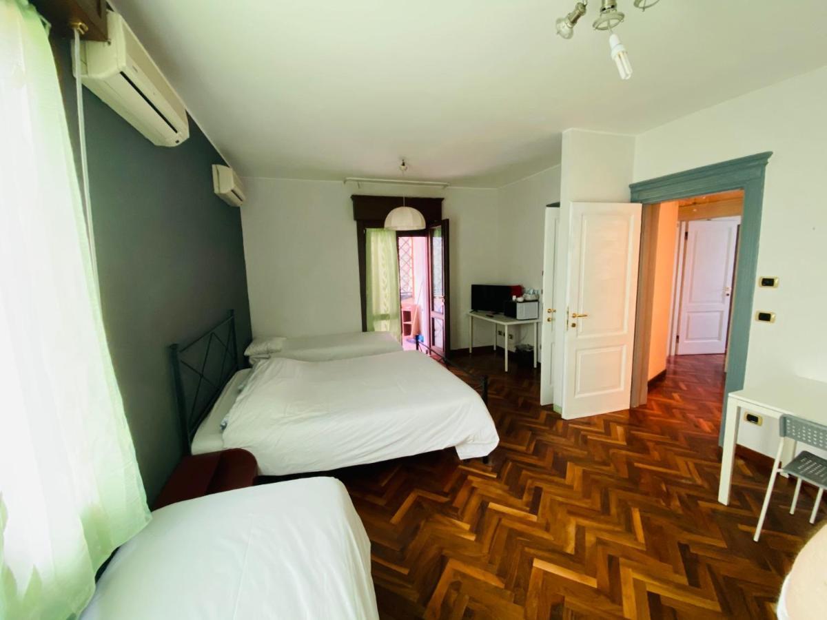 Viale Manzoni Hotell Sassuolo Exteriör bild