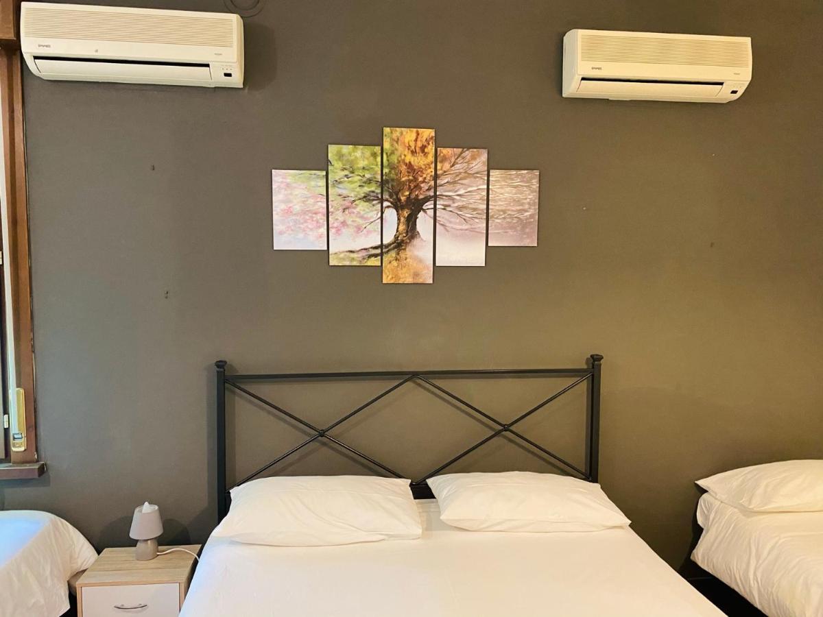 Viale Manzoni Hotell Sassuolo Exteriör bild