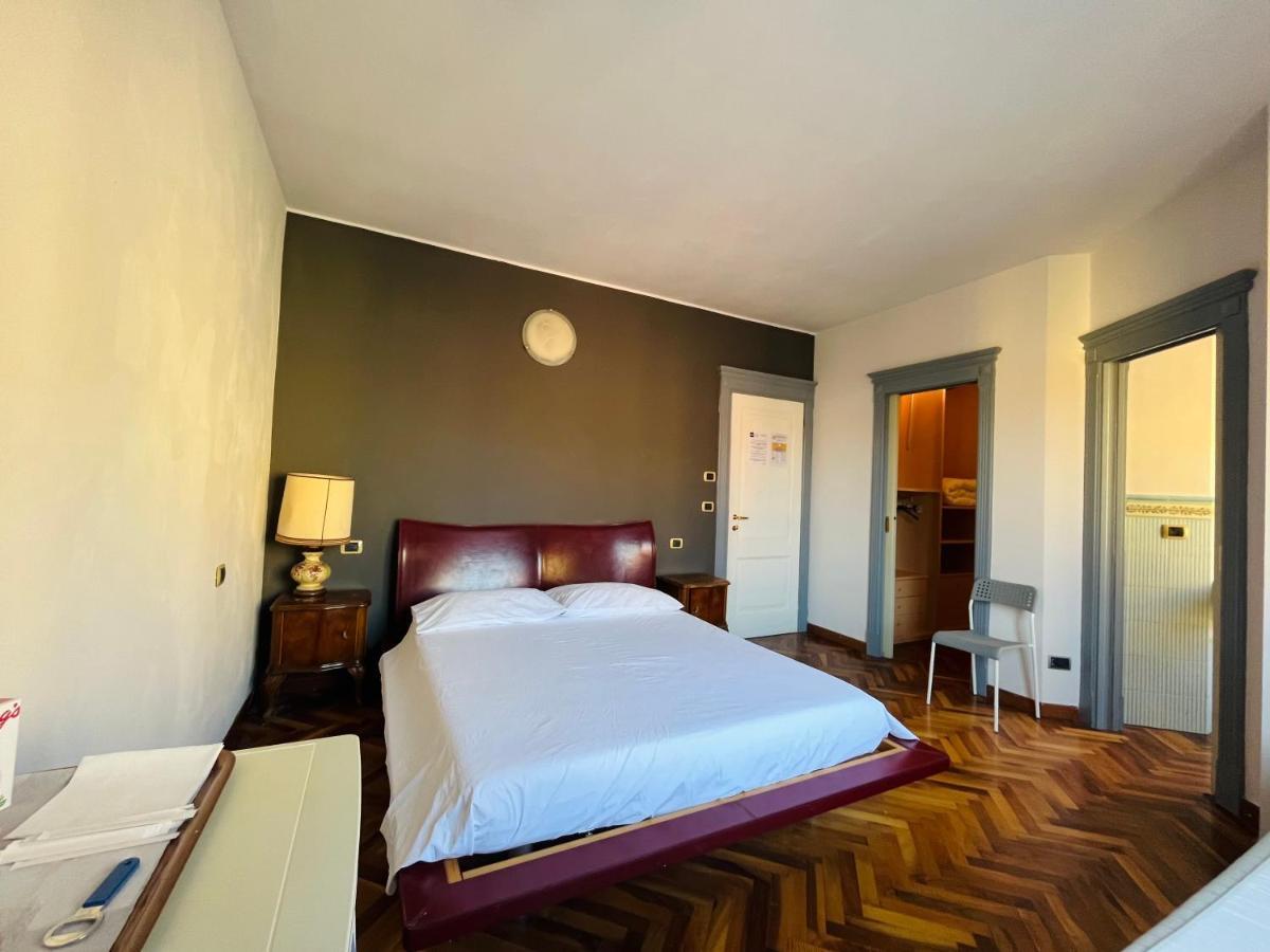 Viale Manzoni Hotell Sassuolo Exteriör bild